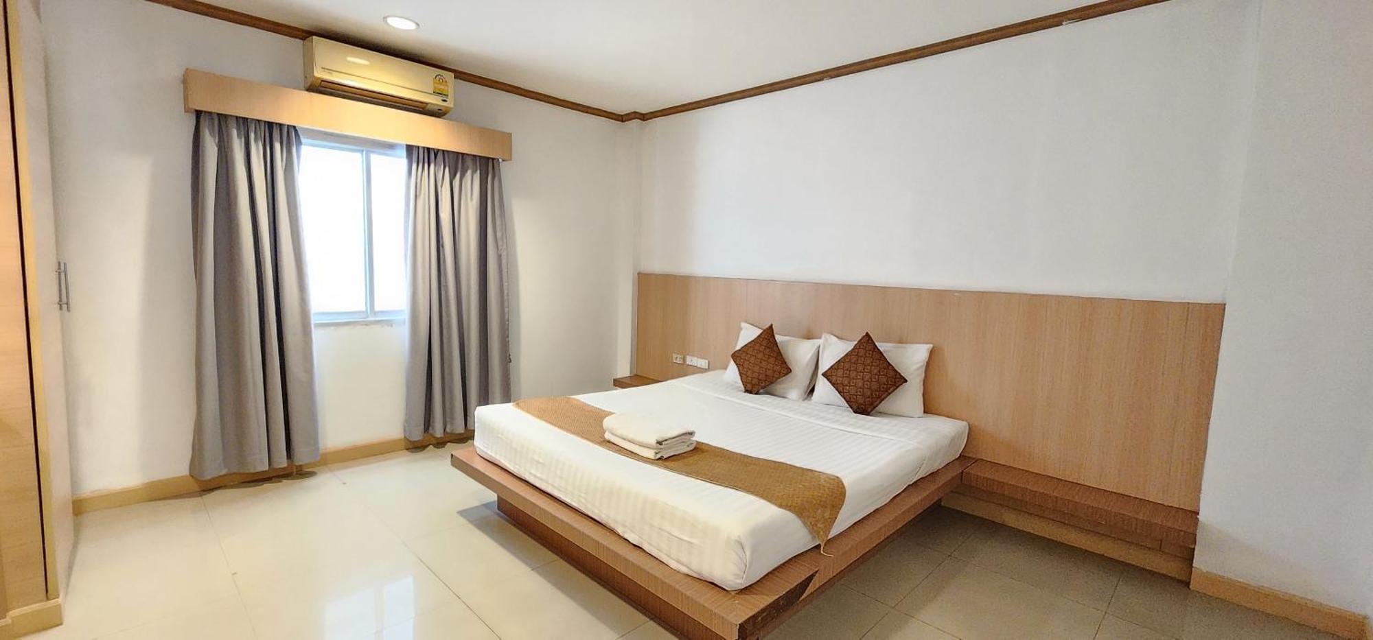 Eden Park Patong Exterior foto