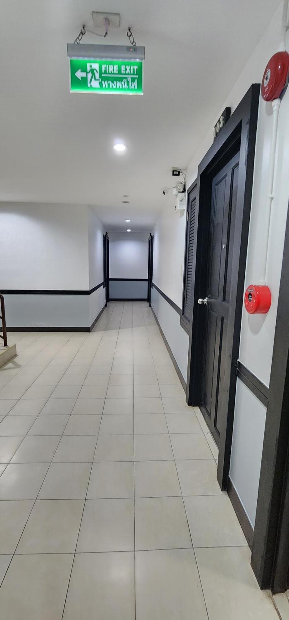 Eden Park Patong Exterior foto
